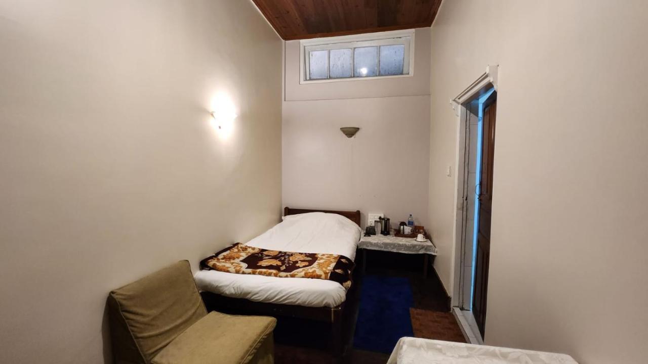 Ivanhoe Hotel Dardżyling Zewnętrze zdjęcie