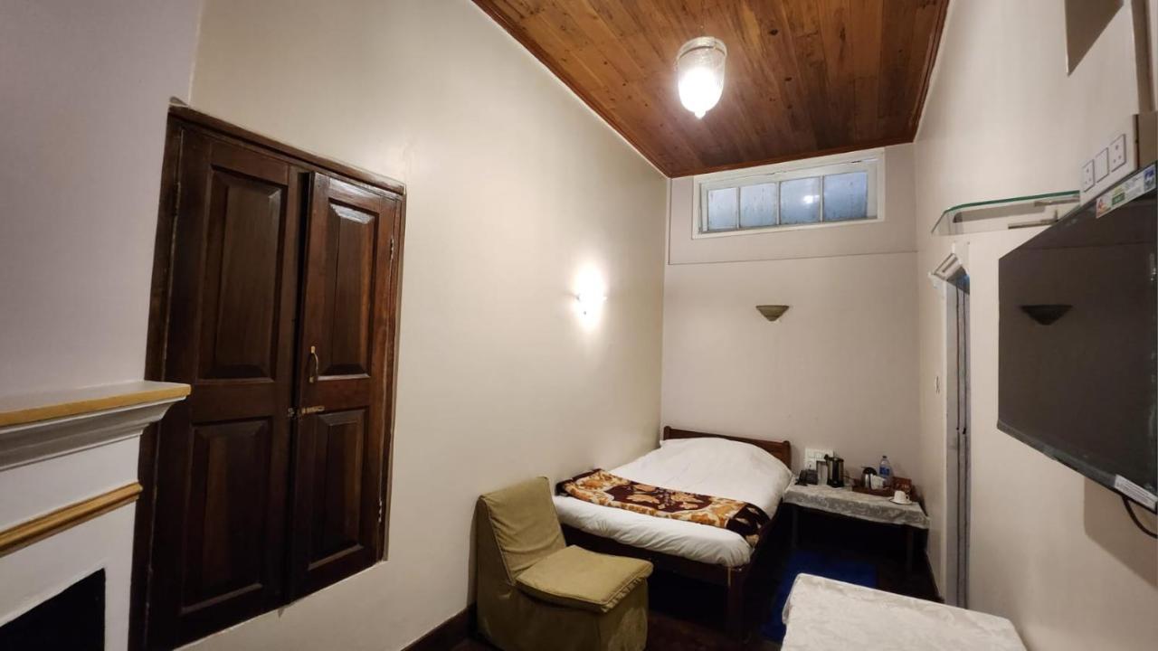 Ivanhoe Hotel Dardżyling Zewnętrze zdjęcie